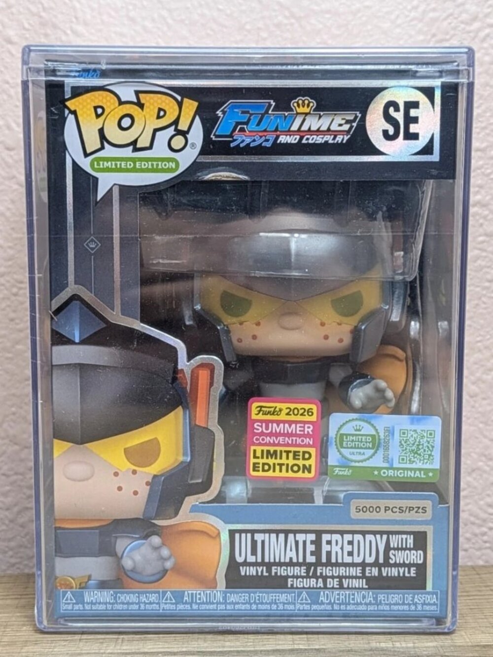 Pop! Ultimate Freddy with Sword with Pop! Protector Funko Pop Ultra